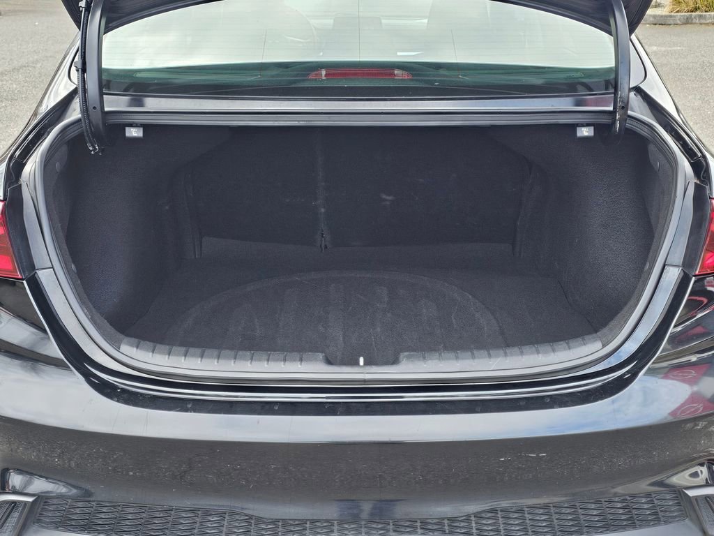 Used 2024 Kia Forte LXS image 7