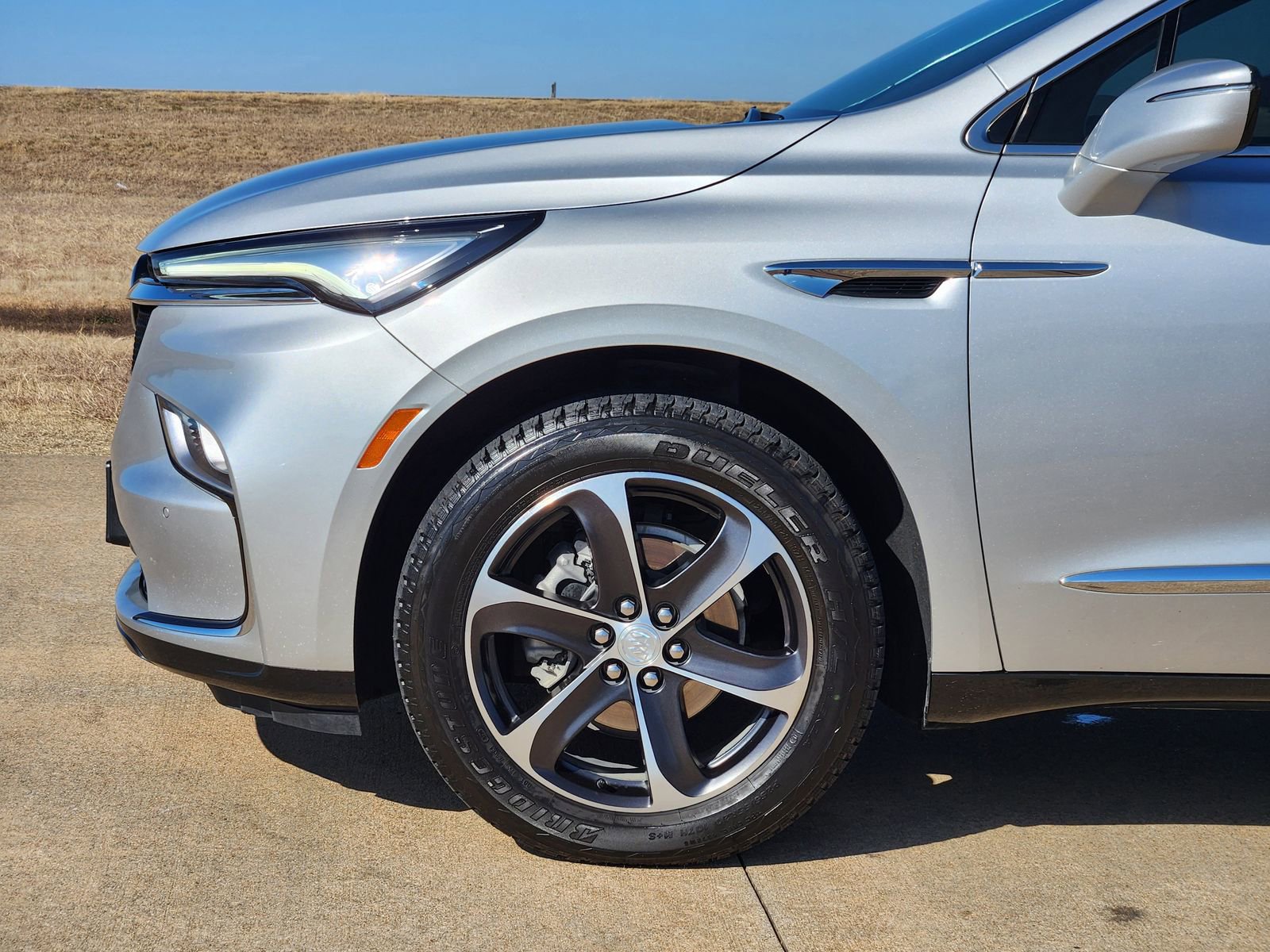 Used 2022 Buick Enclave Essence w/ Experience Buick Package image 13