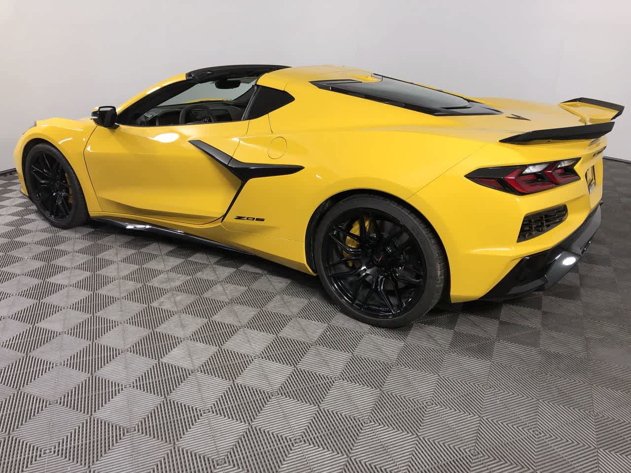 New 2026 Chevrolet Corvette Z06 w/ Battery Protection Package image 7