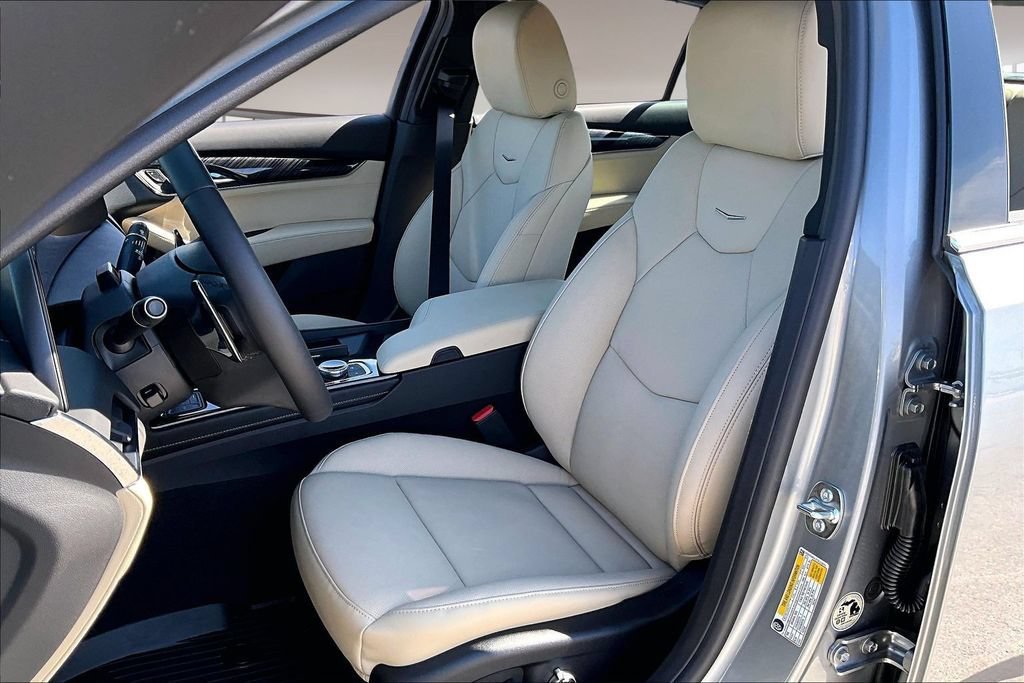 New 2026 Cadillac CT5 Premium Luxury w/ Technology Package AWD/4WD image 9