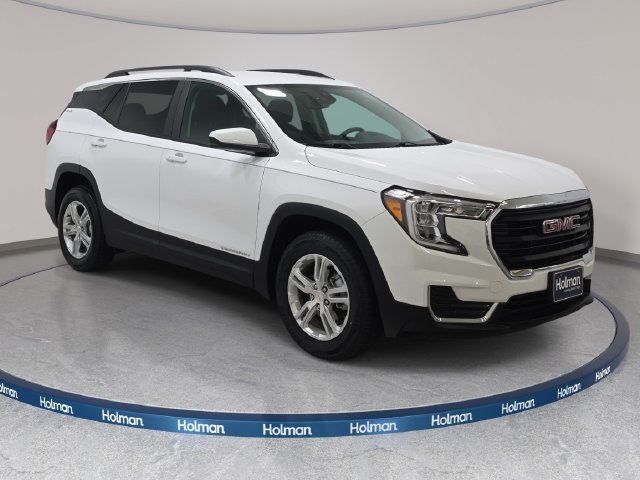 Used 2023 GMC Terrain SLE w/ Driver Convenience Package AWD/4WD image 4