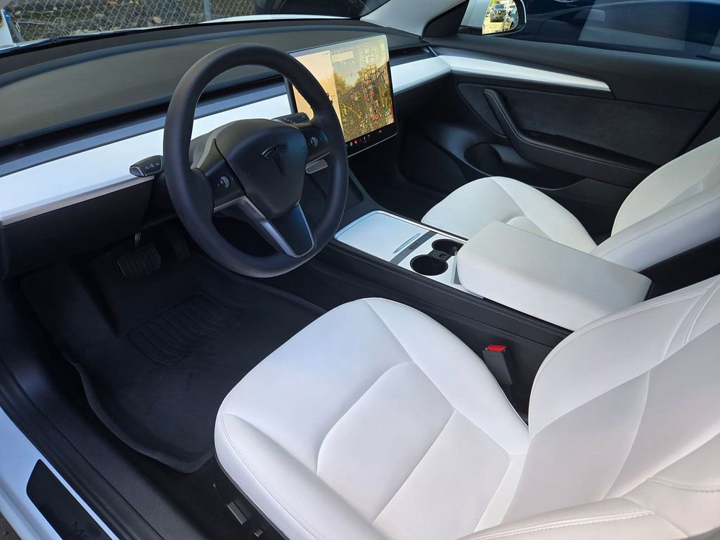 Used 2022 Tesla Model 3 Long Range AWD/4WD image 9