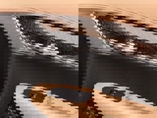 Certified 2023 Cadillac XT6 Premium Luxury w/ Platinum Package image 27