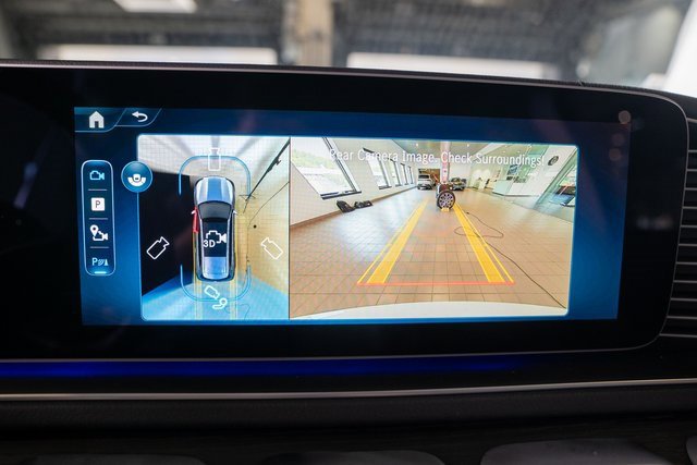 New 2026 Mercedes-Benz GLS 450 4MATIC image 25