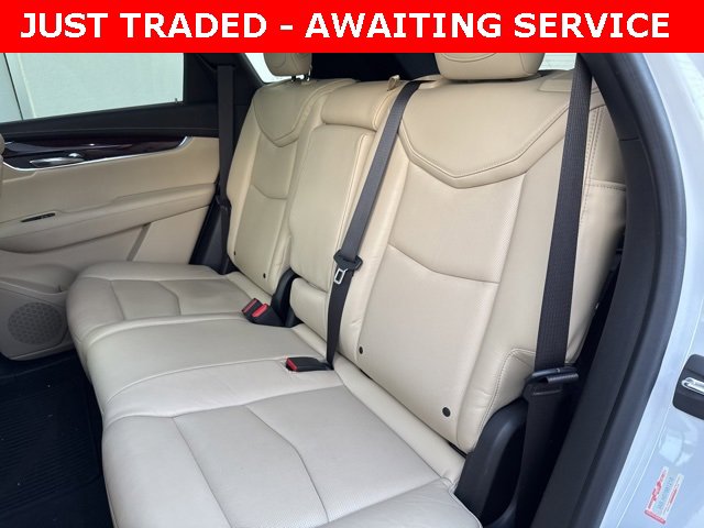 Used 2017 Cadillac XT5 Luxury w/ Driver Awareness Package image 11