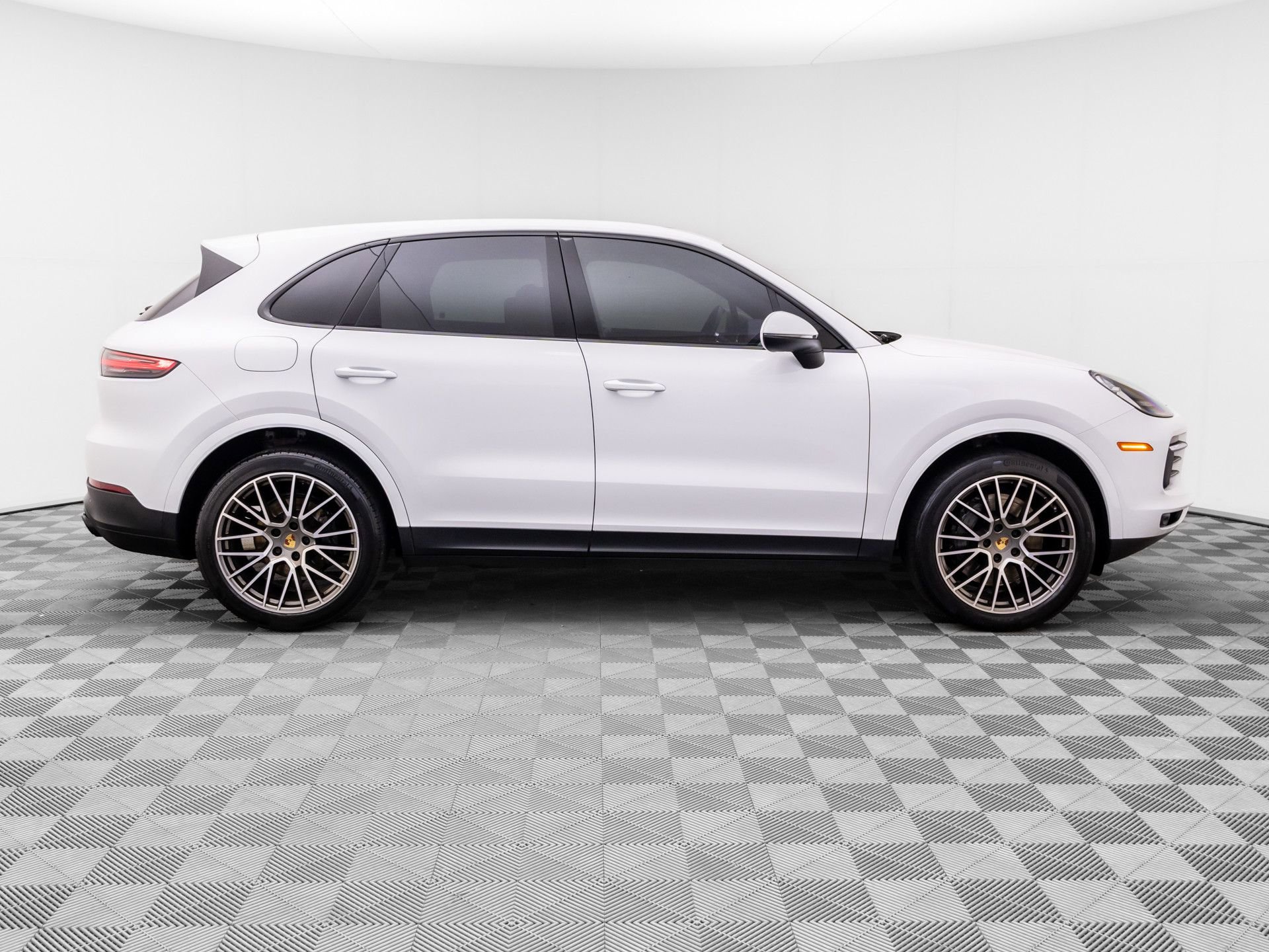 Certified 2022 Porsche Cayenne S Platinum image 7