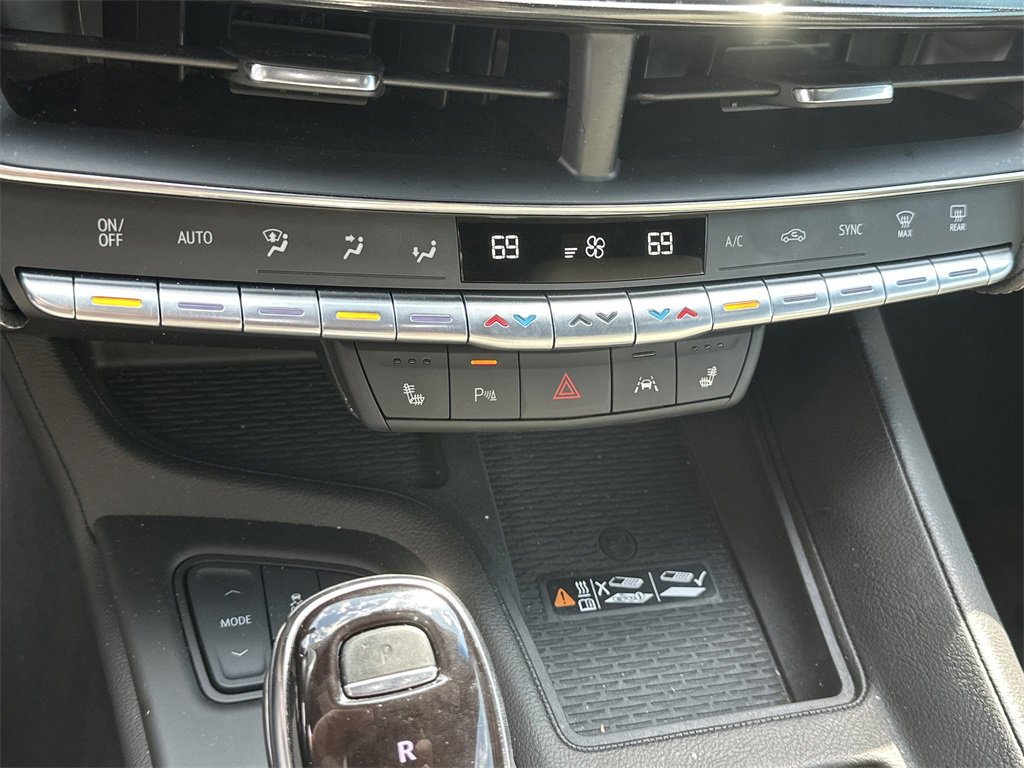 Used 2023 Cadillac CT5 Luxury w/ Sun And Sound Package image 31