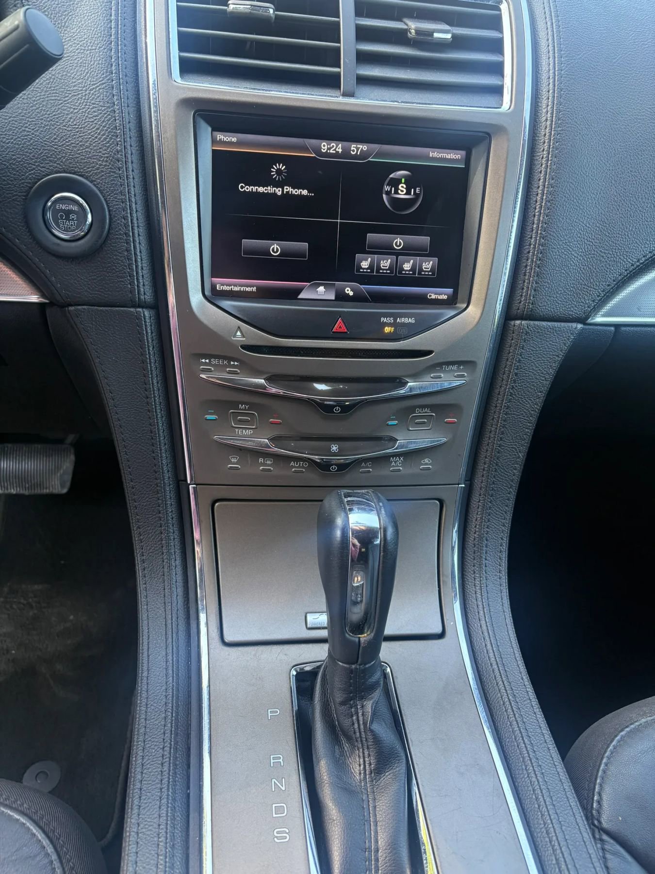 Used 2013 Lincoln MKX AWD image 20