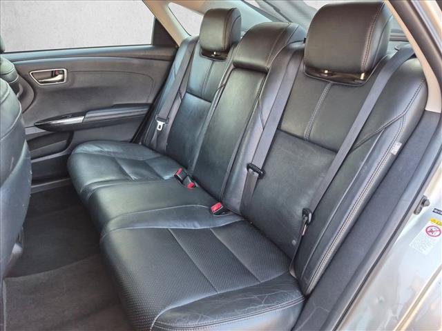 Used 2016 Toyota Avalon Limited w/ Toyota Safety Sense Package FWD image 19