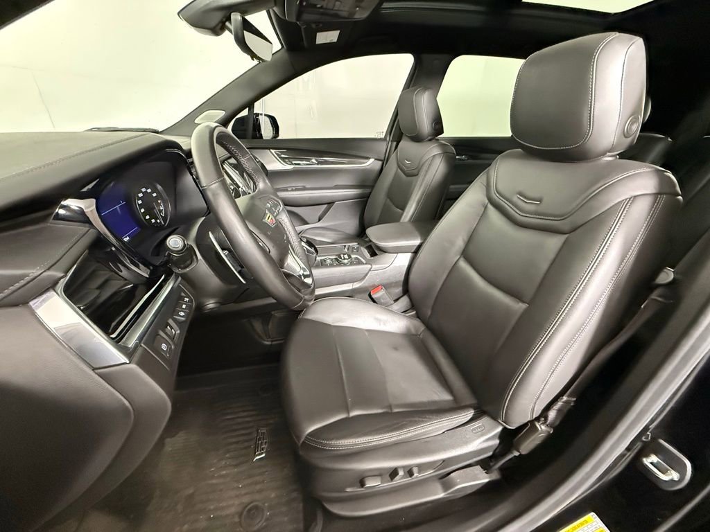 Certified 2023 Cadillac XT6 Sport w/ LPO, Onyx Lite Package image 6