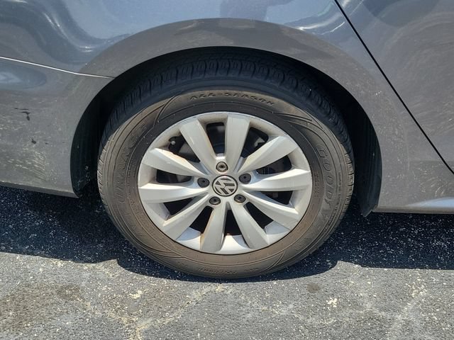 Used 2012 Volkswagen Passat 2.5 S FWD image 3