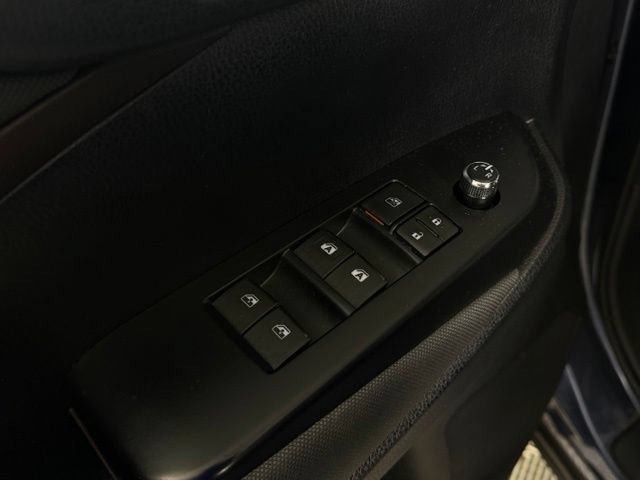 Used 2016 Toyota Highlander LE FWD image 23