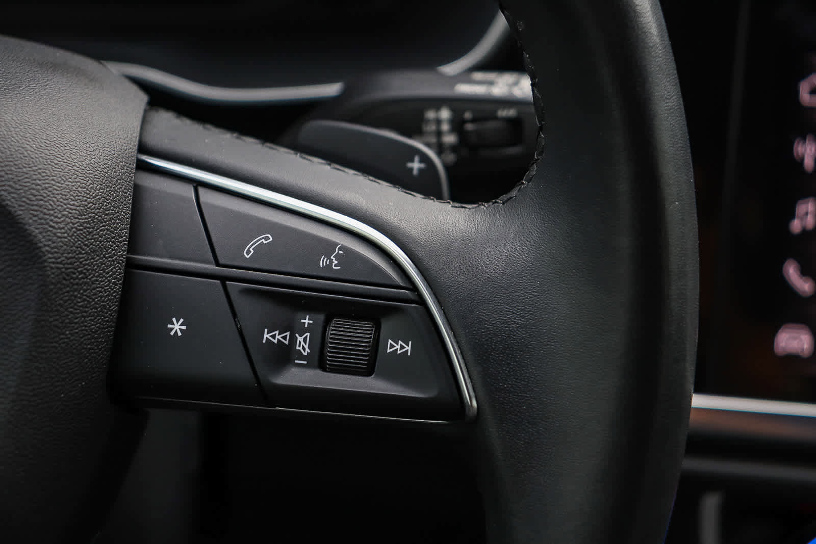 New 2023 Audi Q3 2.0T Premium w/ Black Optic Sport Package image 21