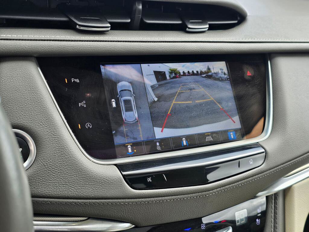 Certified 2023 Cadillac XT5 Premium Luxury w/ Technology Package AWD/4WD image 33