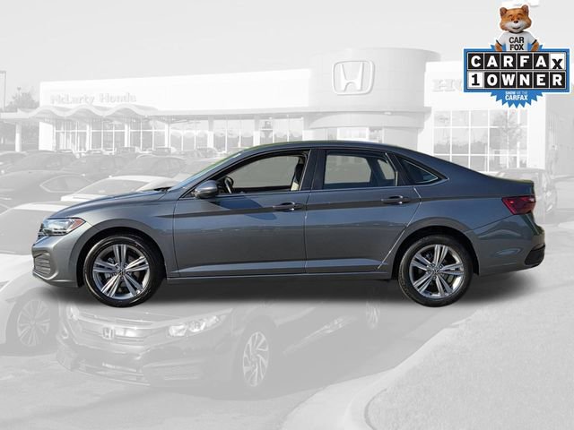 Used 2024 Volkswagen Jetta SE FWD video 2