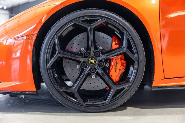 Used 2020 Lamborghini Huracan EVO AWD/4WD image 20