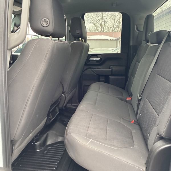 Used 2023 GMC Sierra 3500 Pro w/ Convenience Package image 25