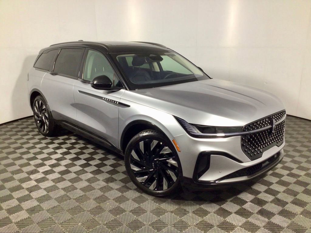 New 2026 Lincoln Nautilus Reserve w/ Jet Appearance Package image 5