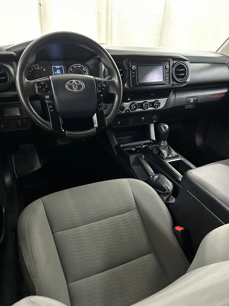 Used 2018 Toyota Tacoma SR w/ SR Convenience Package image 21