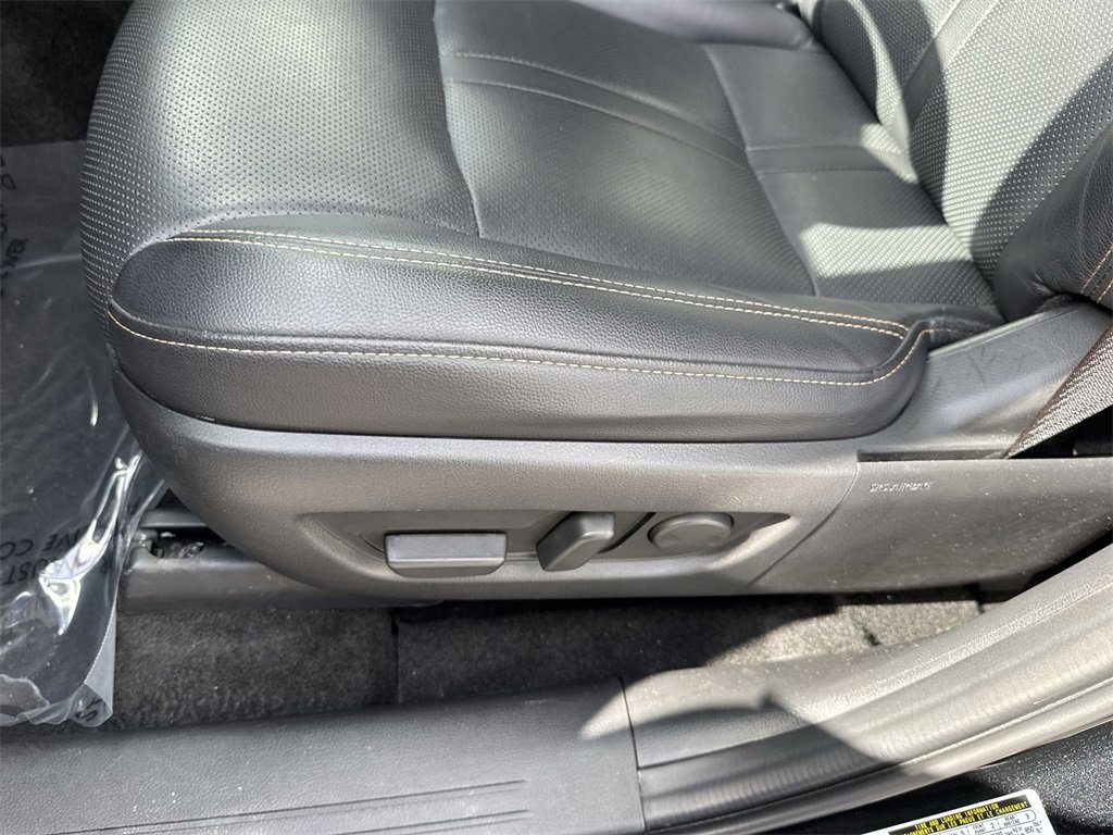 Certified 2025 MAZDA CX-70 3.3 Turbo w/ Preferred Package image 42