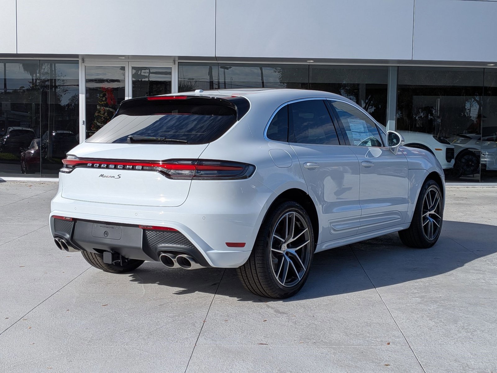 New 2026 Porsche Macan S image 9