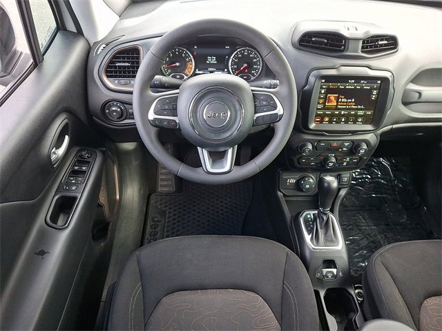 Used 2023 Jeep Renegade Latitude image 11