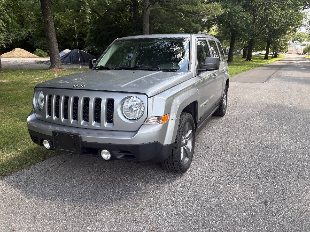 Used 2014 Jeep Patriot High Altitude FWD image 5