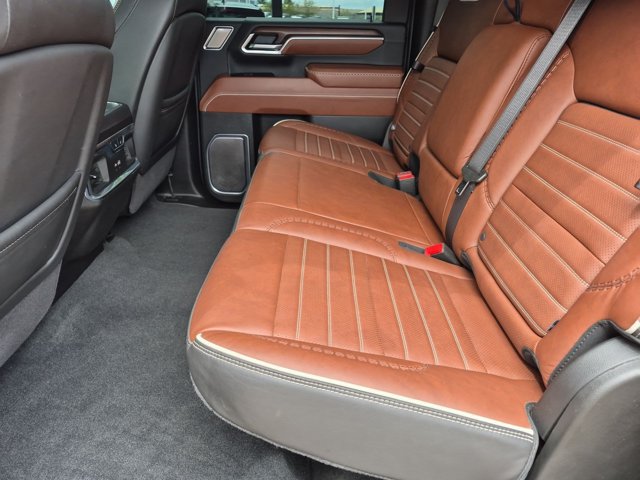 Used 2025 GMC Sierra 2500 Denali Ultimate AWD/4WD image 19