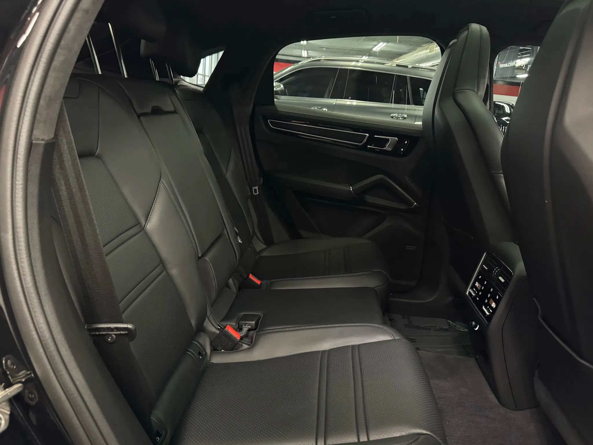 Used 2023 Porsche Cayenne GTS image 26