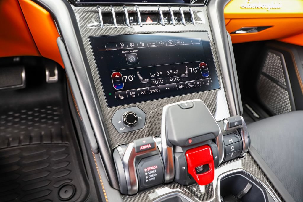 Used 2024 Lamborghini Urus S AWD/4WD image 31