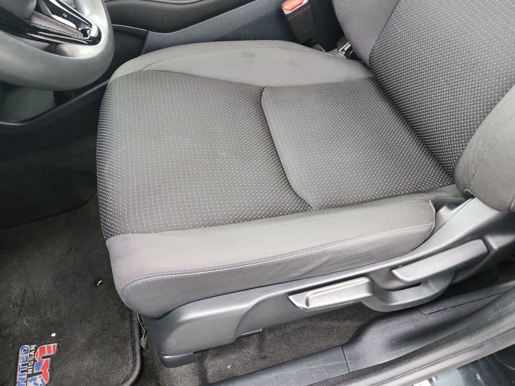 Used 2021 Honda HR-V EX image 9