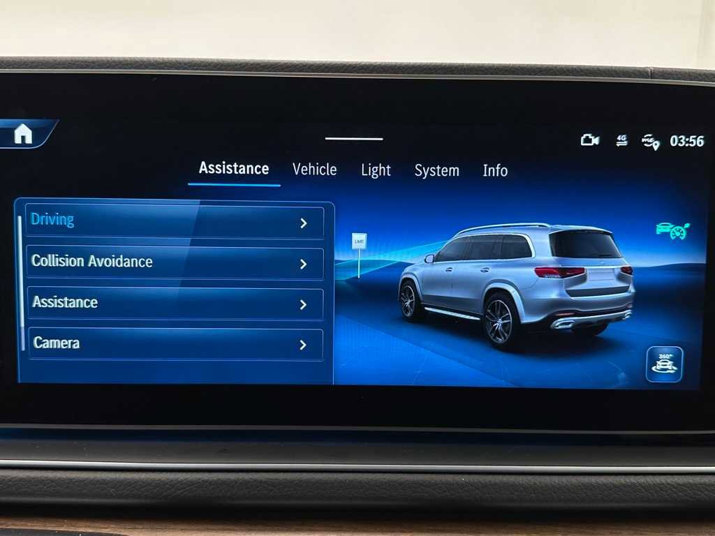 Used 2025 Mercedes-Benz GLS 580 4MATIC image 38