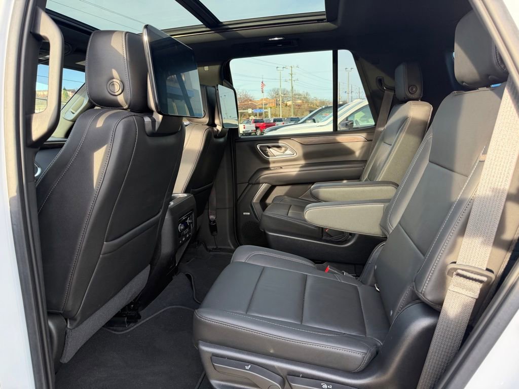 Used 2021 Chevrolet Tahoe Z71 w/ Rear Media and Nav Package image 15