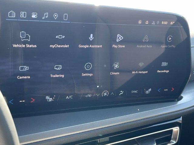 New 2027 Chevrolet Traverse LT w/ Midnight/Sport Edition FWD image 13