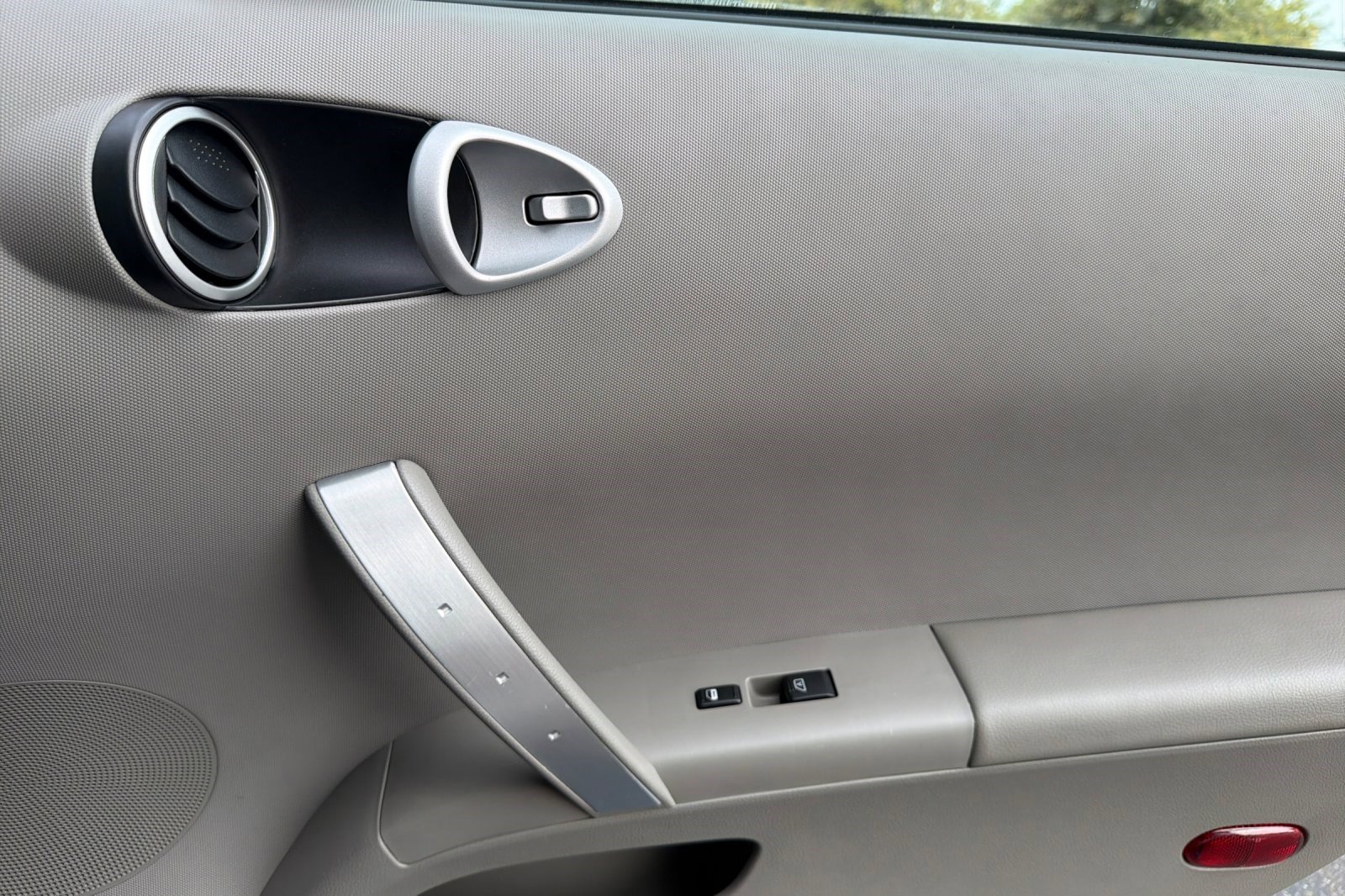 Used 2003 Nissan 350Z Touring image 20