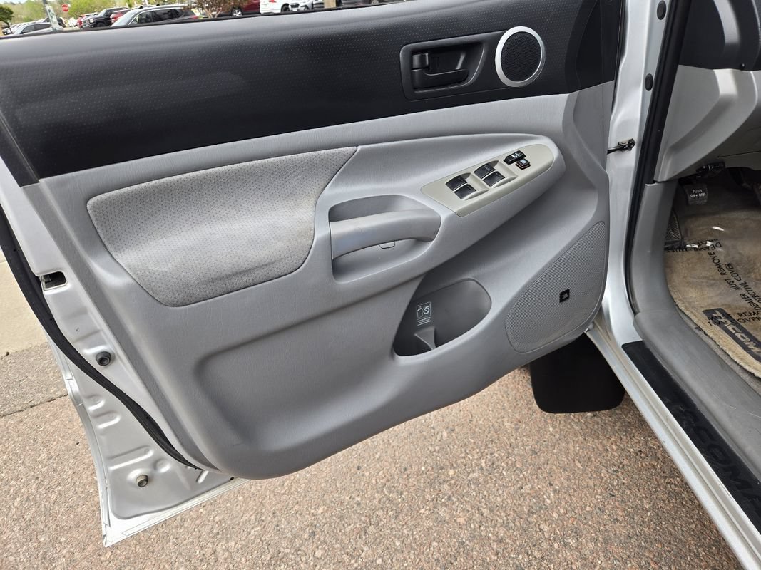 Used 2009 Toyota Tacoma PreRunner RWD image 15