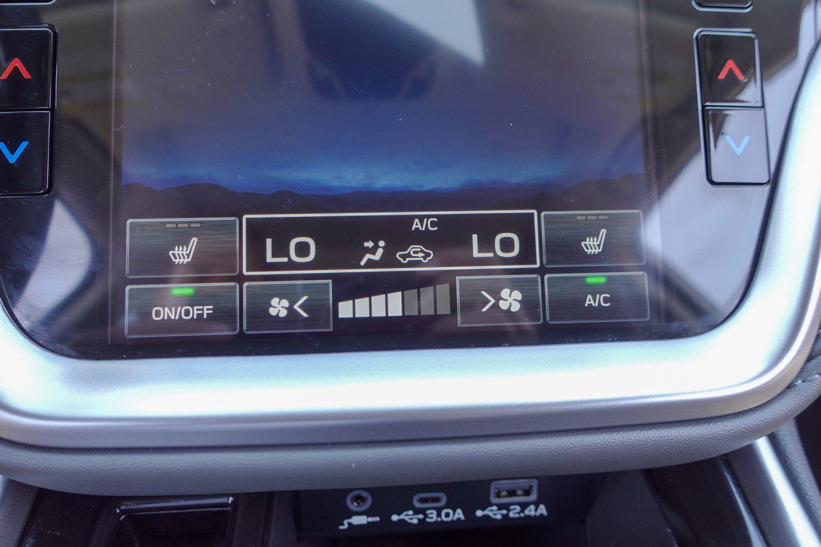 Certified 2025 Subaru Outback Onyx Edition AWD/4WD image 19