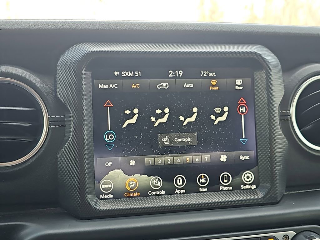 Used 2023 Jeep Wrangler Unlimited Sahara w/ Cold Weather Group image 22