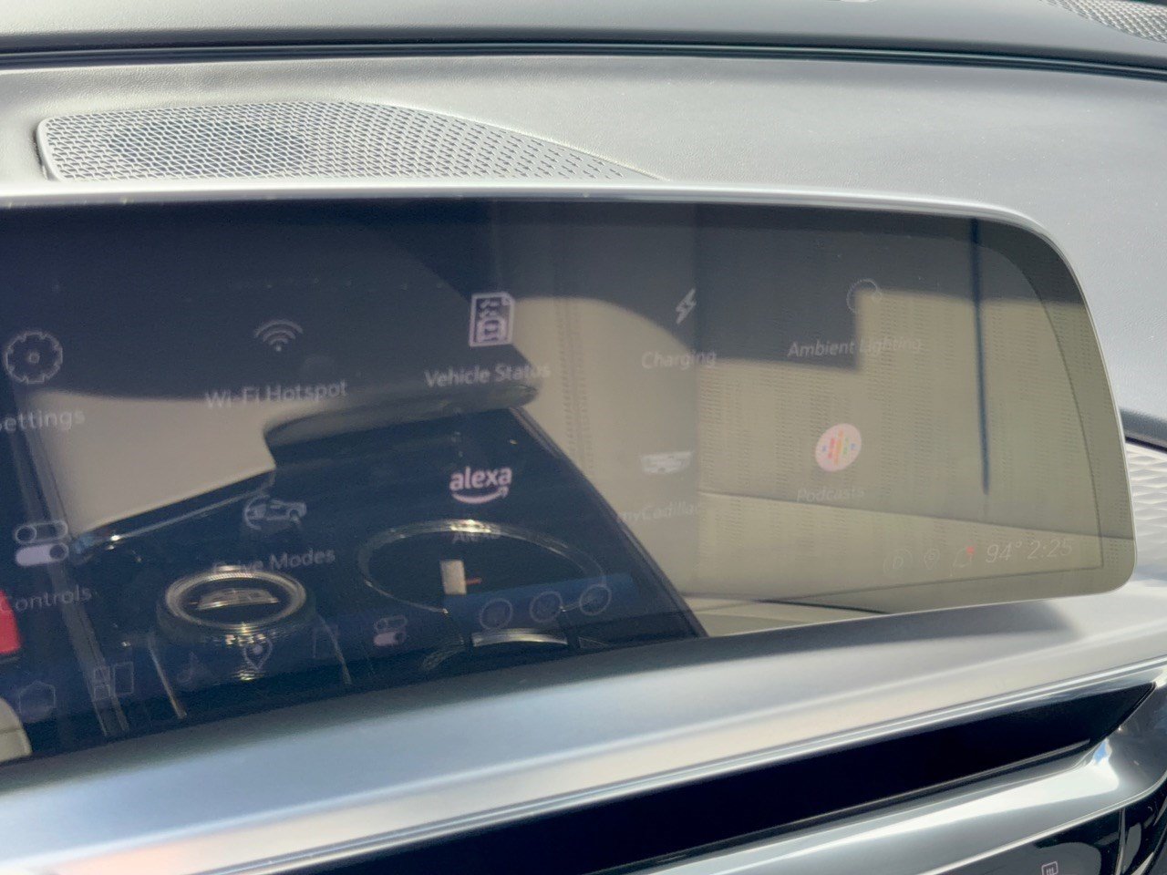 Used 2024 Cadillac Lyriq Luxury RWD image 23