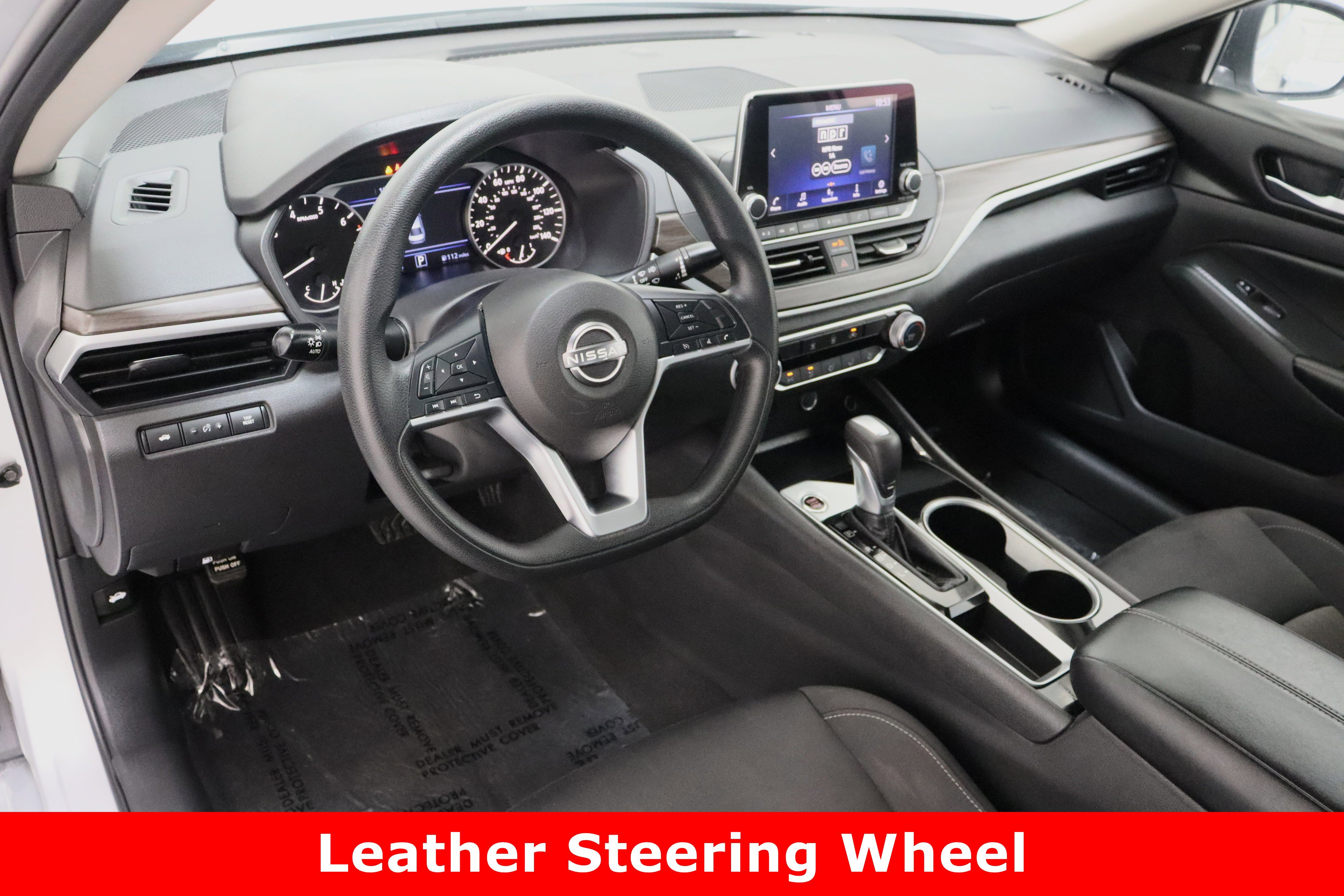 Used 2024 Nissan Altima 2.5 SV image 13