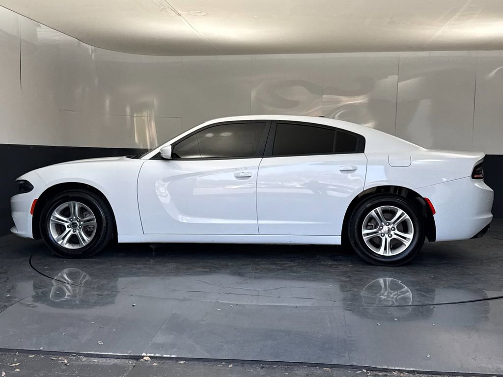 Used 2022 Dodge Charger SXT image 6