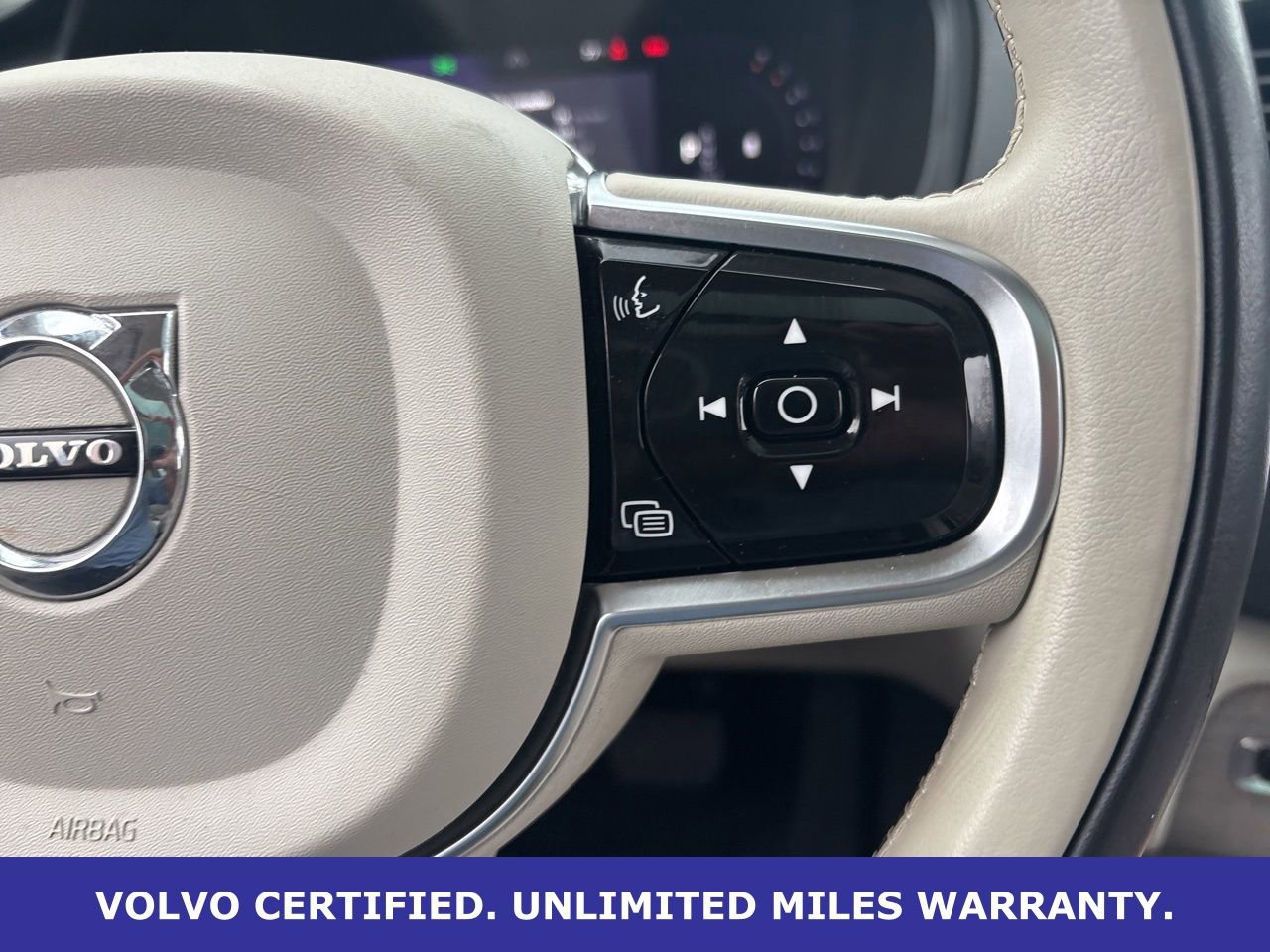 Used 2023 Volvo XC90 B6 Plus w/ Protection Package Premier AWD/4WD image 25