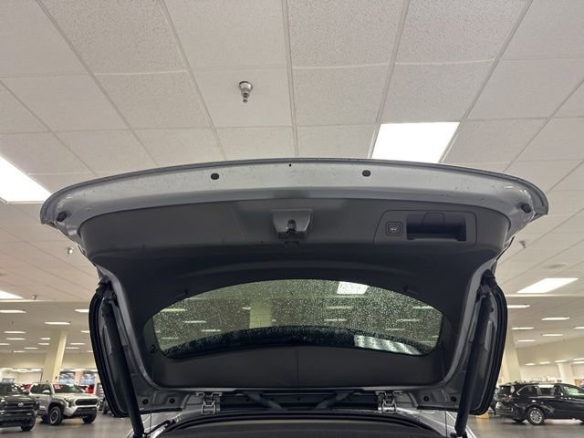 Used 2023 Buick Envision Avenir image 16