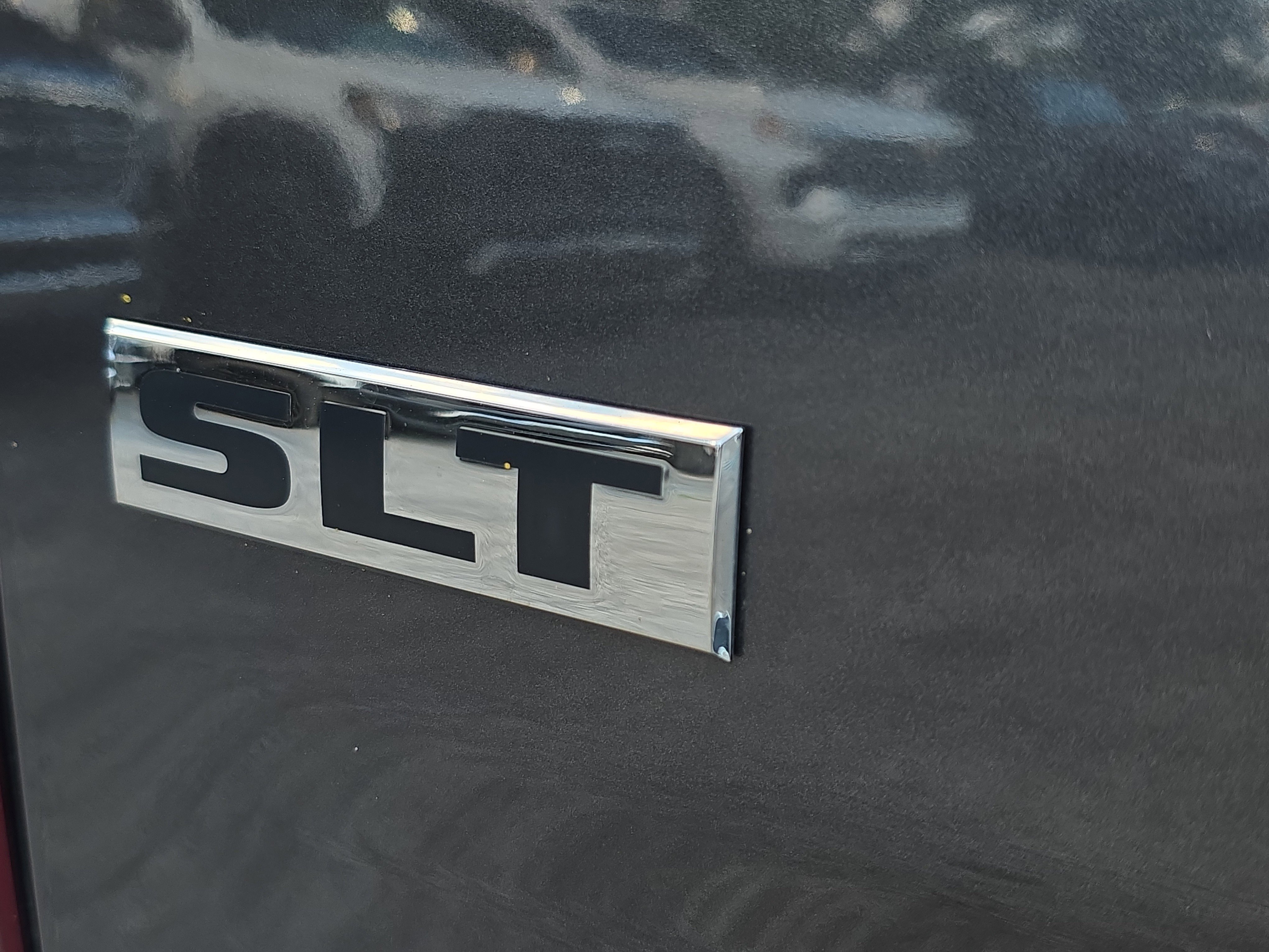 Used 2024 RAM 1500 Classic SLT AWD/4WD image 10