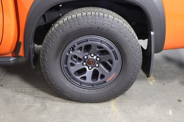 Used 2025 Nissan Frontier Pro-X RWD image 42
