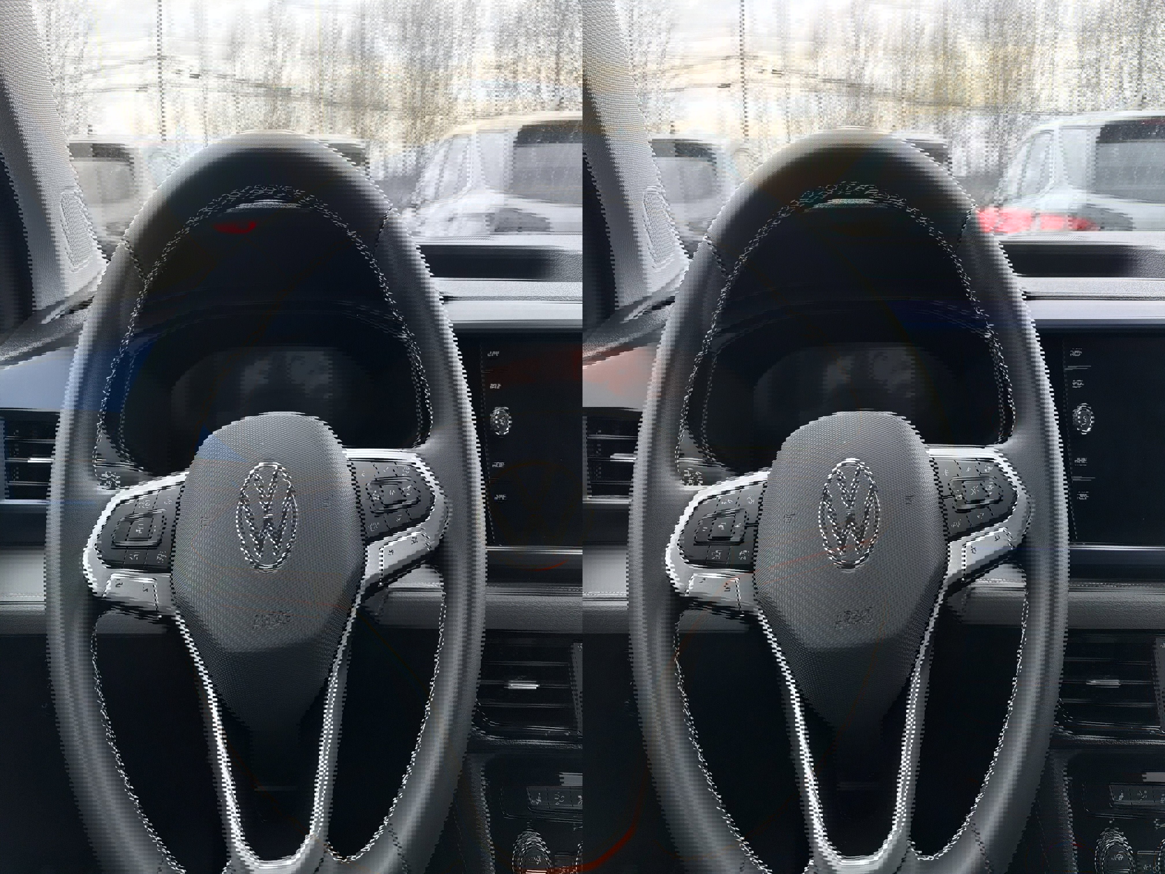 Used 2024 Volkswagen Taos SE AWD/4WD image 14