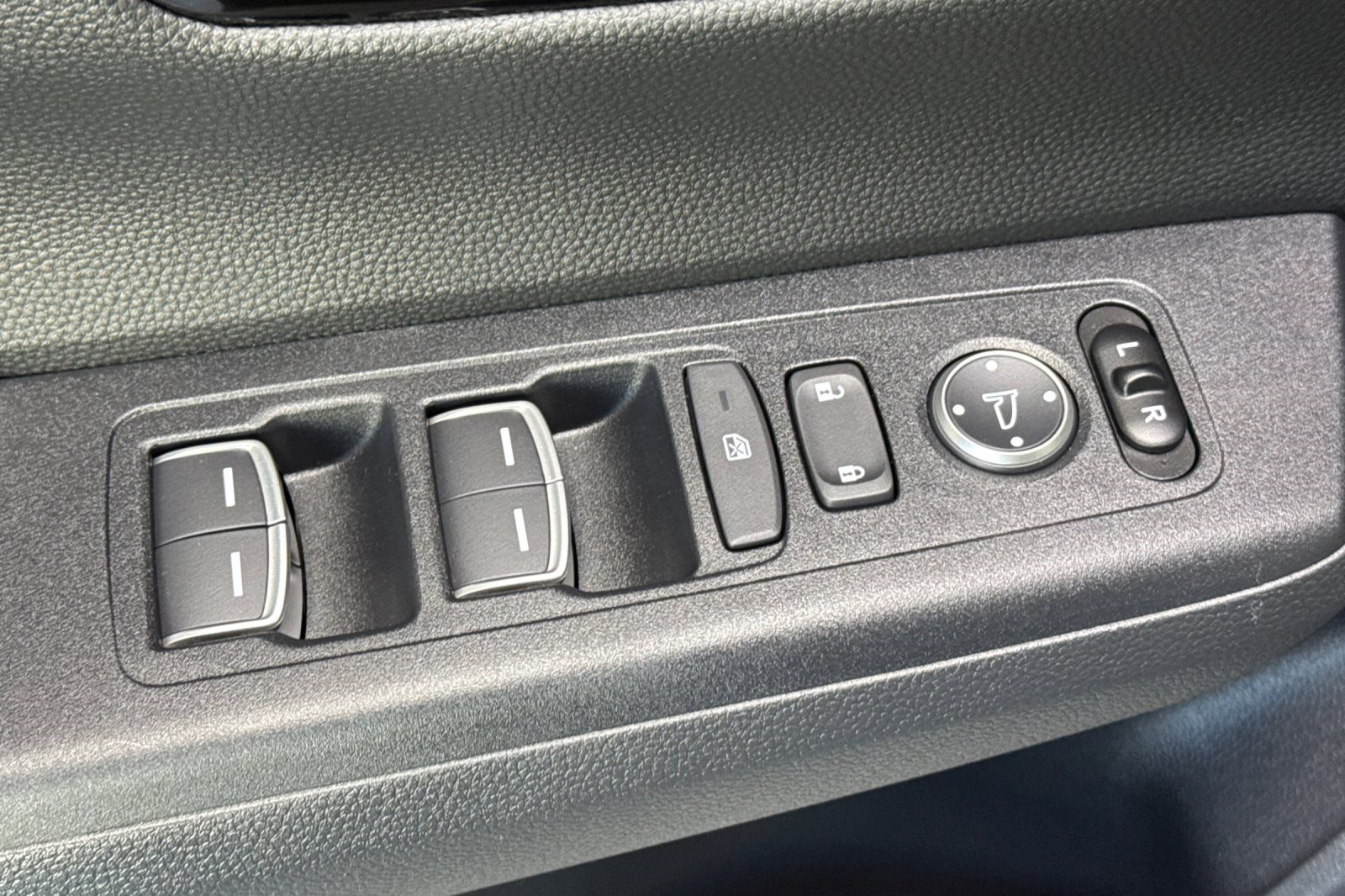 Certified 2026 Honda CR-V Sport Touring image 13