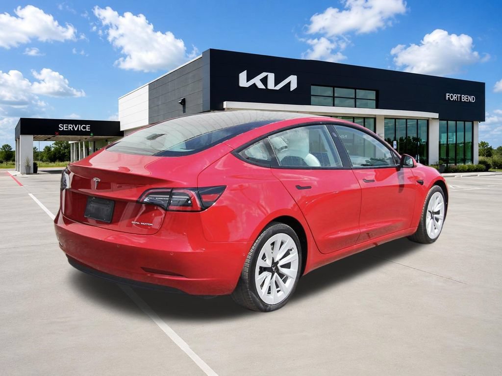 Used 2022 Tesla Model 3 Long Range AWD/4WD image 3