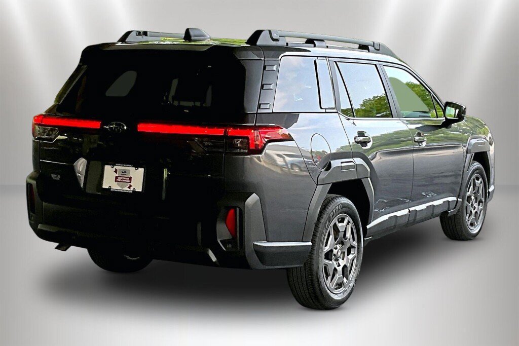 Certified 2026 Subaru Outback Premium AWD/4WD image 5
