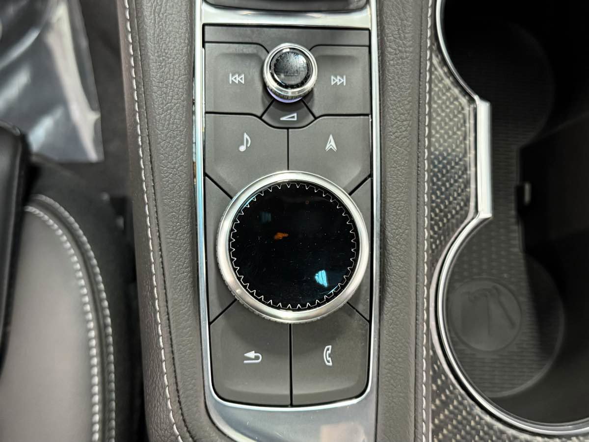 Used 2025 Cadillac CT4 V Blackwing w/ Driver Assist Package image 31